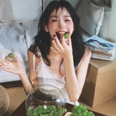 大宅院的女人